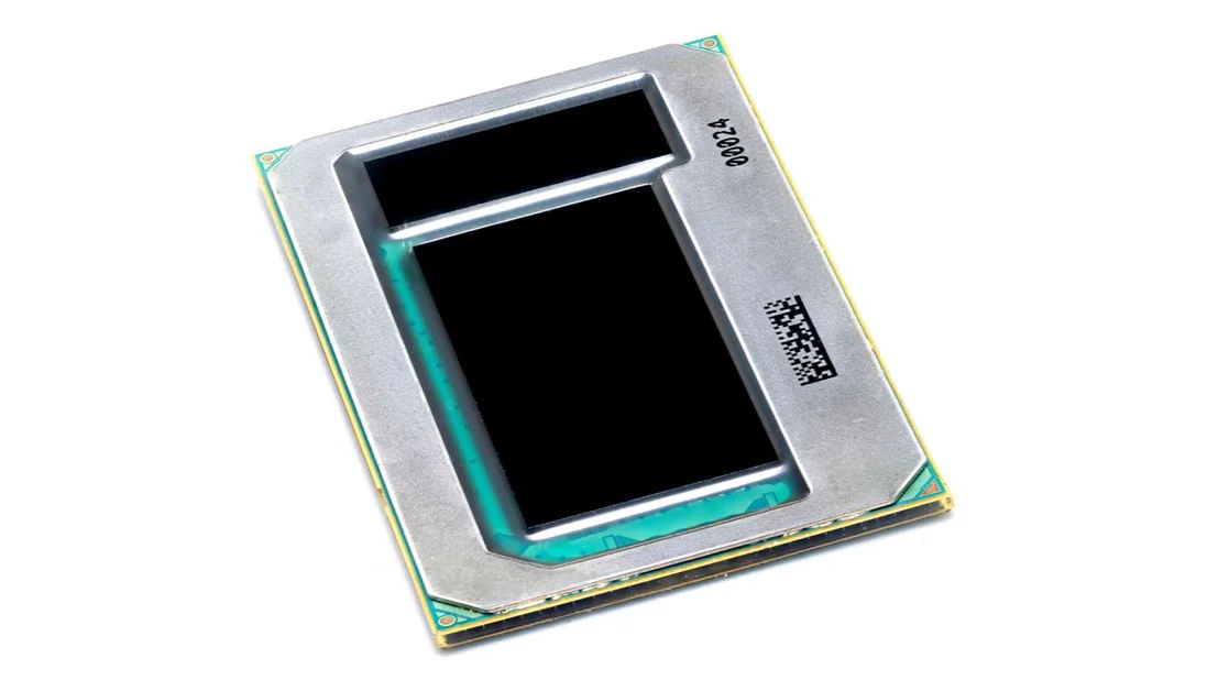 A Multi-chip Intel Processor Without Cover On A Glass Substrate